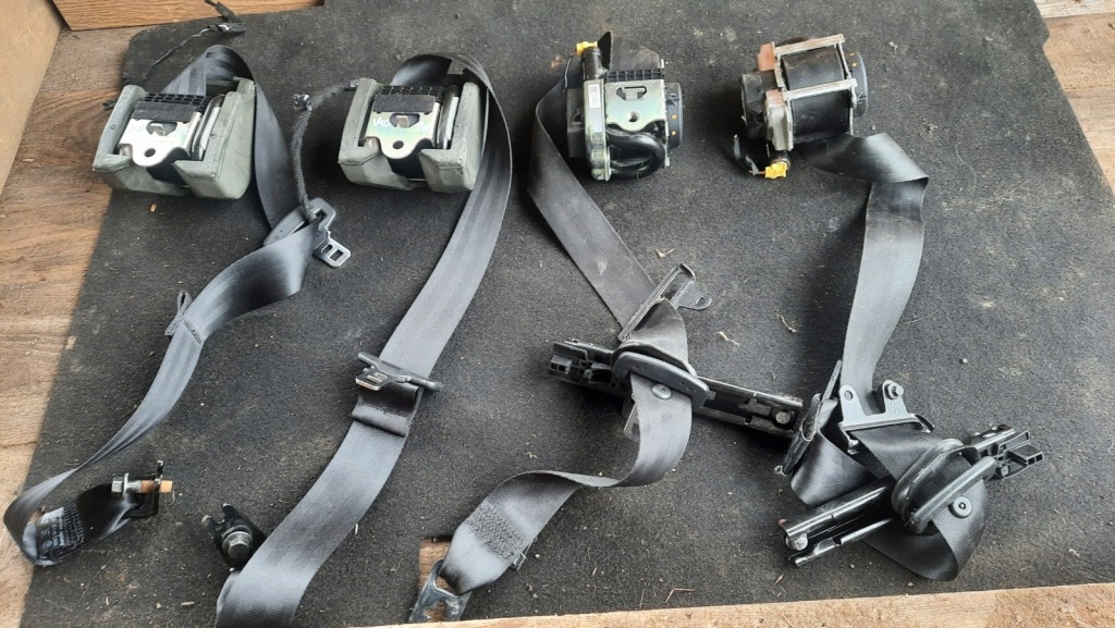 Купить Volvo v40 ii ремни безопасности перед задний