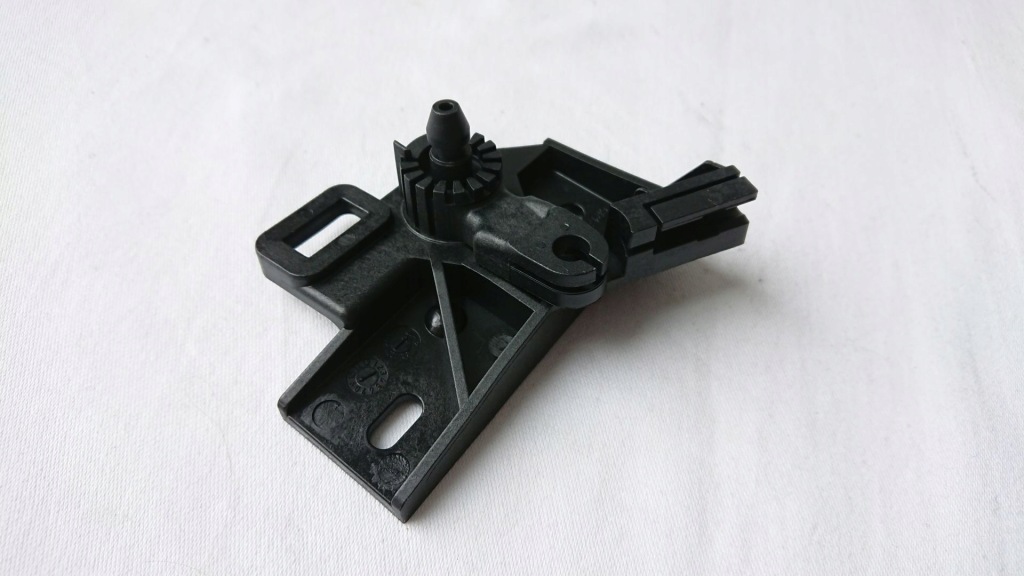 фото №4, Volkswagen оригинальный номер 6r1823633 ручка открывания капот