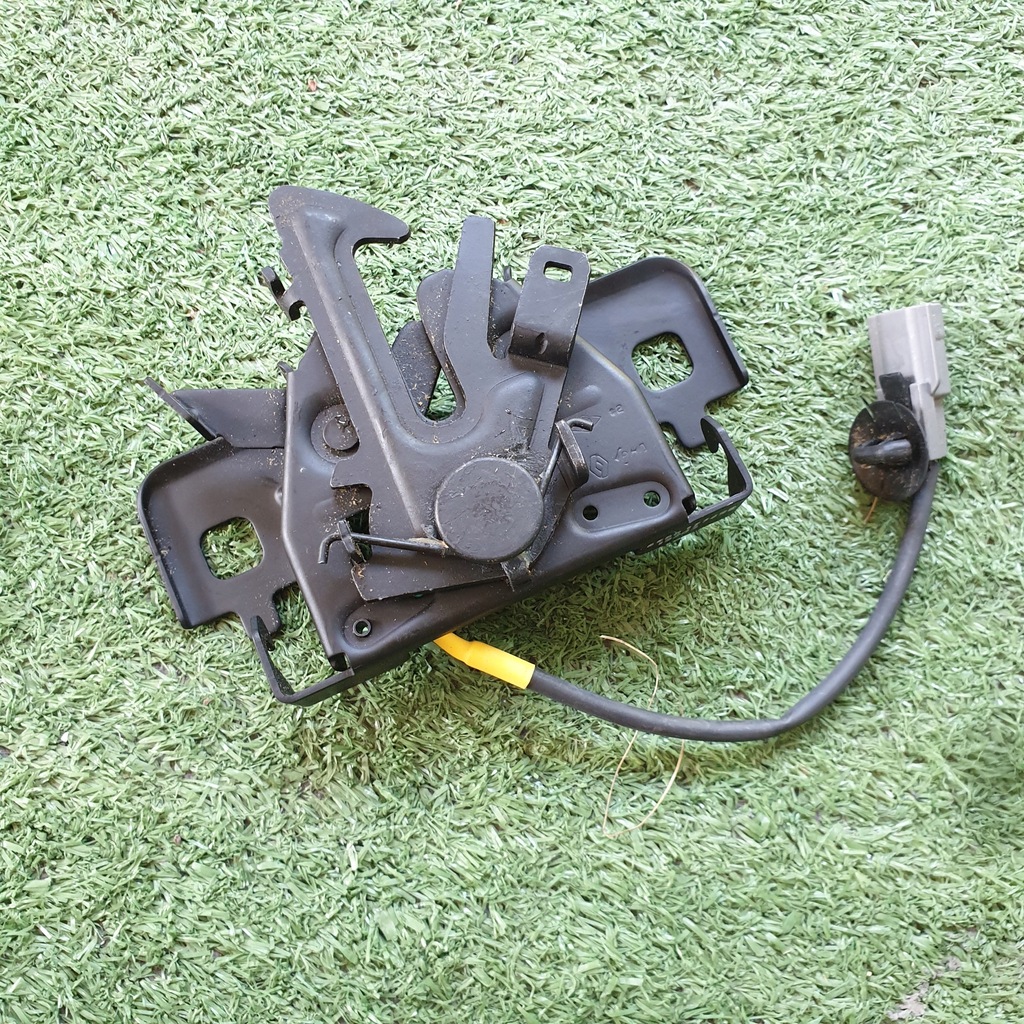 фото №1, Замок капот двигателя renault zoe 2020 656017749r