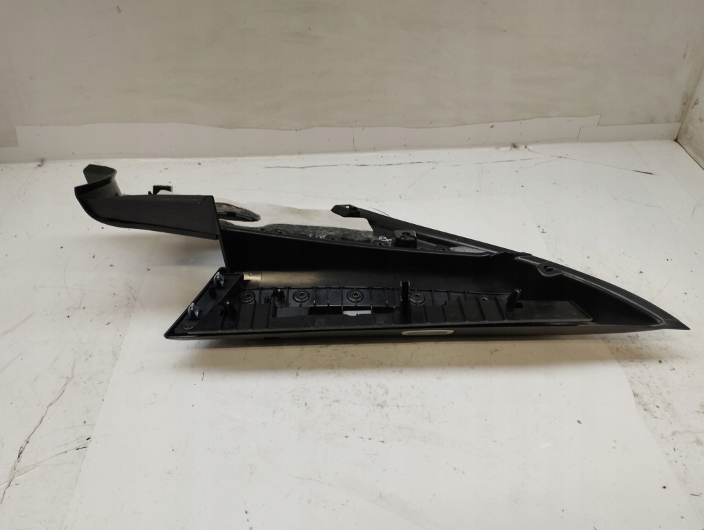 Купить Mercedes w177 amg a35 защита стойка задний  левый a1776900400