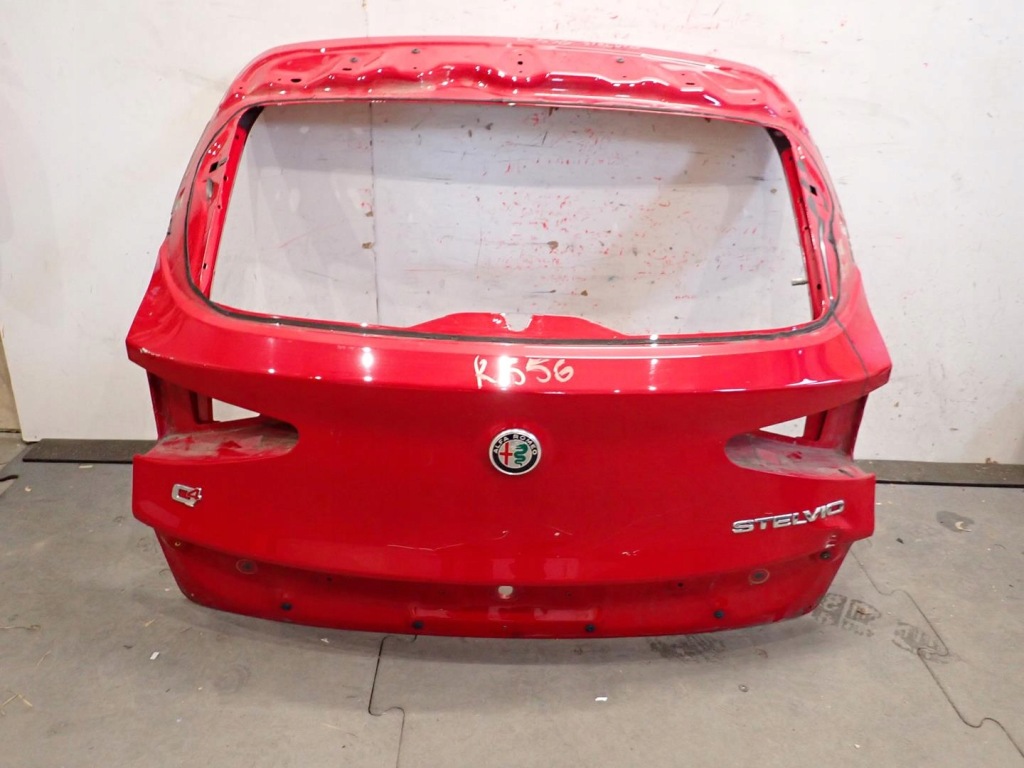 Купити Кришка багажника alfa romeo stelvio 2016-