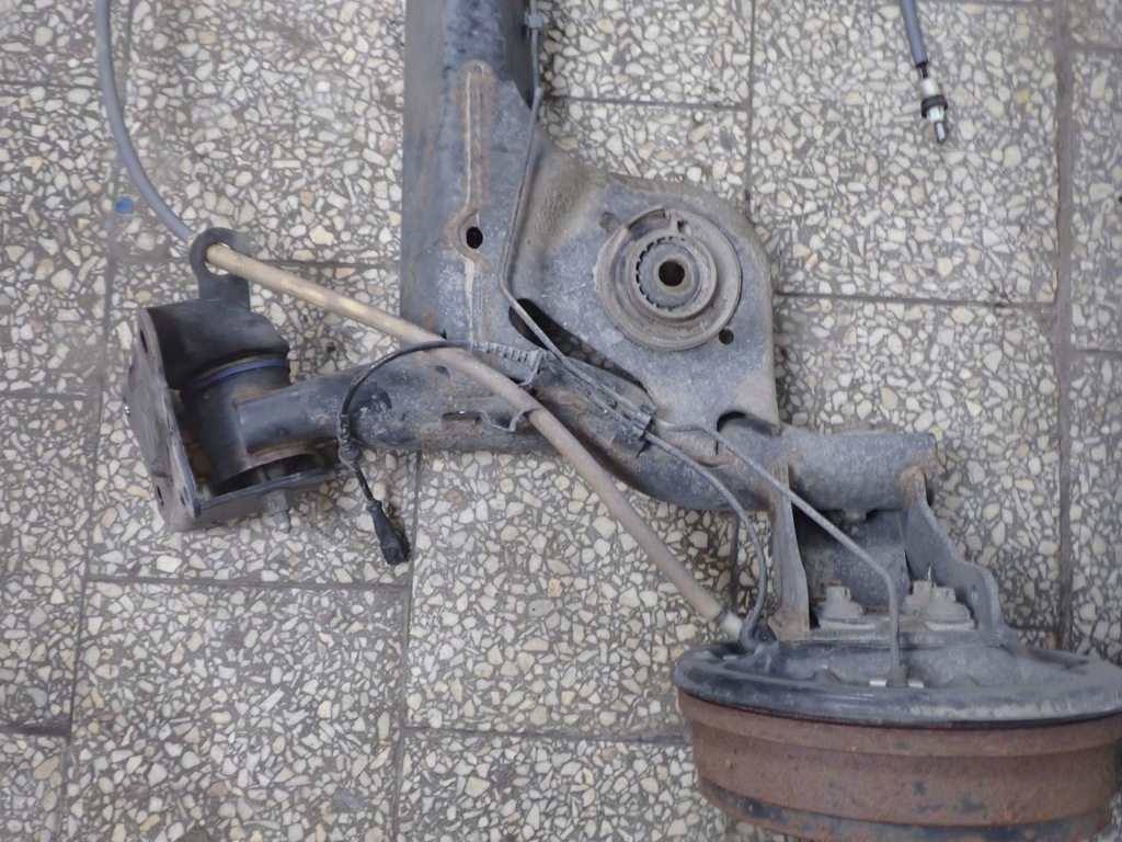 фото №6, Балка підвіска задня dacia duster ii