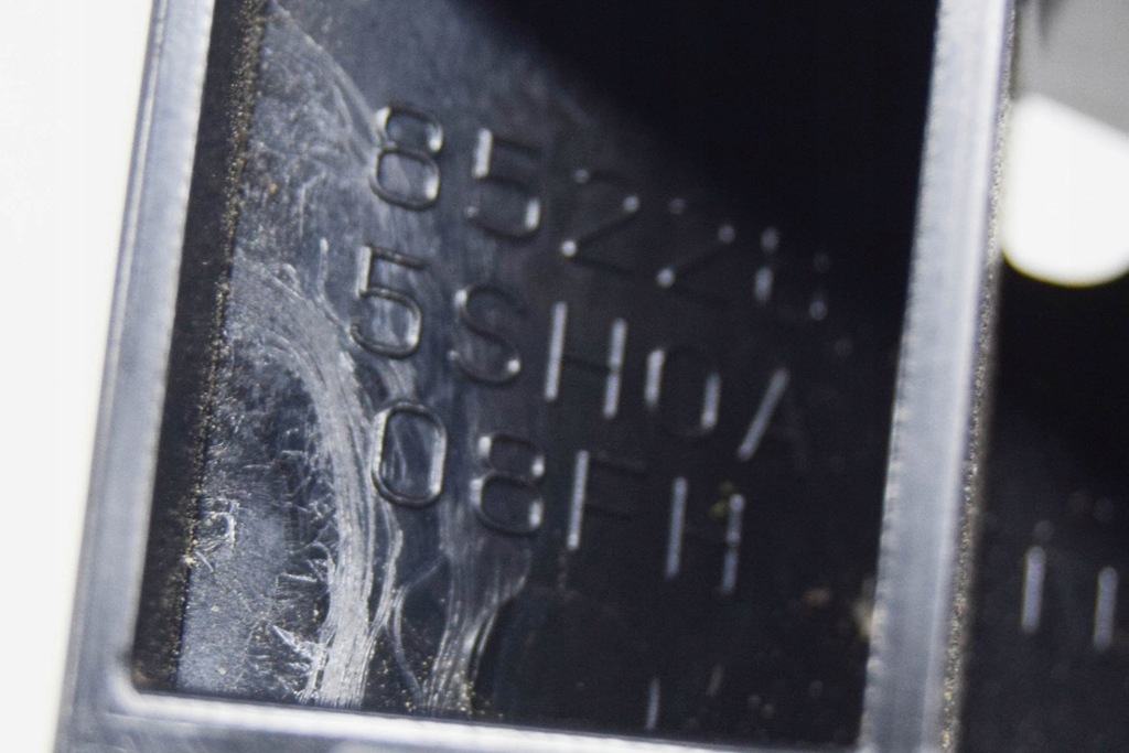 фото №6, Nissan leaf ze1 задний правый кронштейн бампера 85228-5sh0a 2020