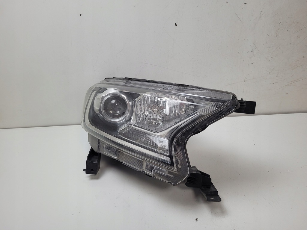 фото №1, Ford ranger iii 3 2015+ фара лампа перед правая треснувший стекло фары