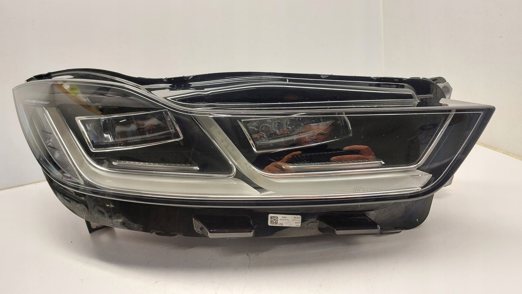 фото №1, Лампа правая фара led jaguar i-pace x590 mid rt m9d3-13w029-eb 18-22 eu