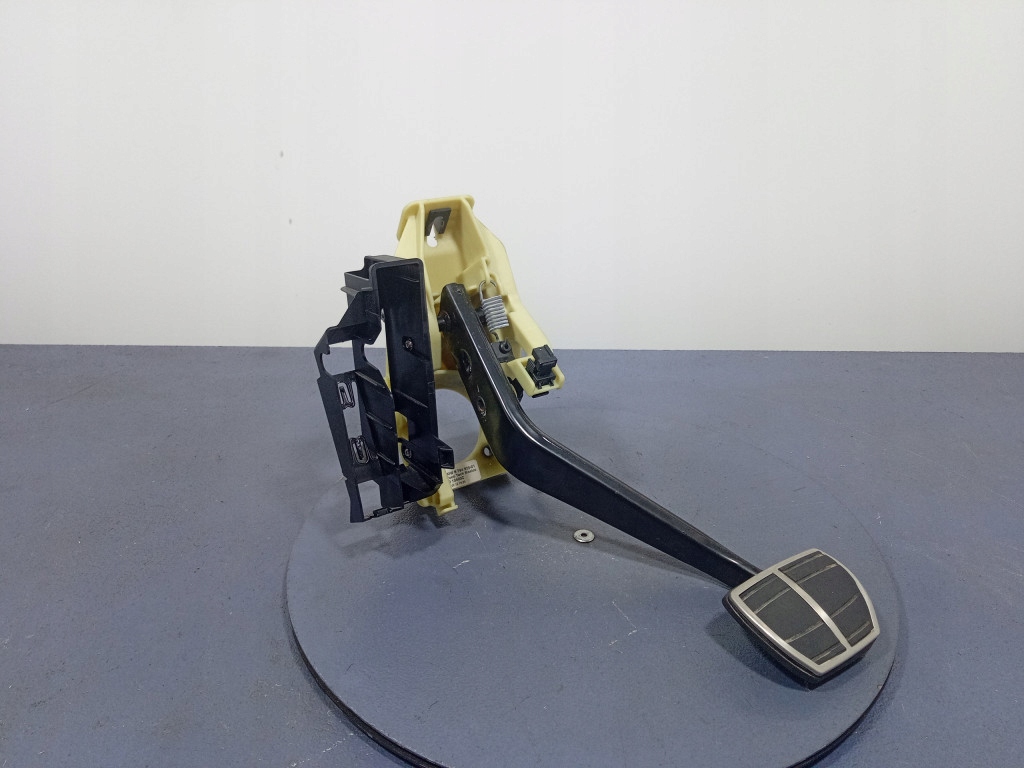 Купити Bmw x6 e71 e72 педаль гальма 6794925