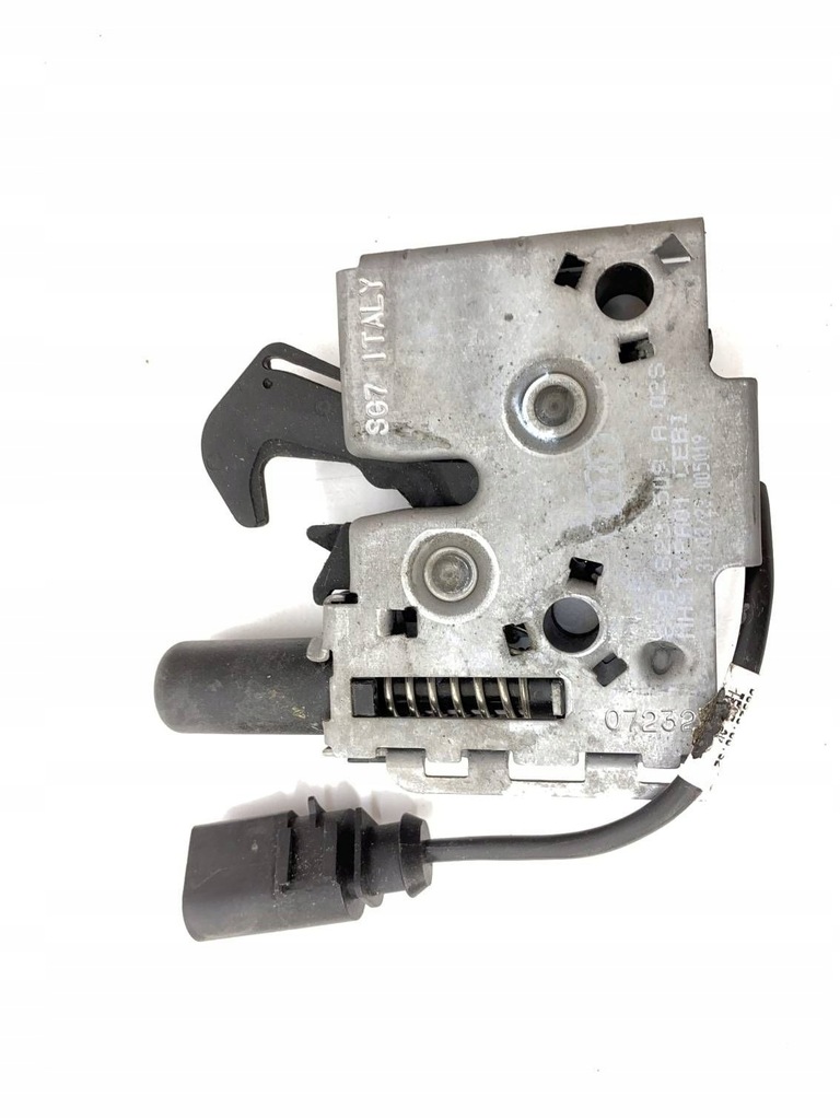 фото №1, Audi q4 e-tron замок капот перед 89a823509a