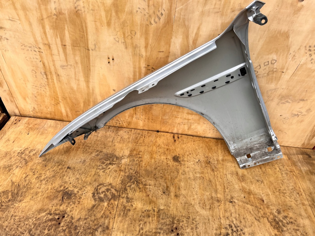 фото №4, Jaguar xe крыло правый перед передний 1ac r-sport