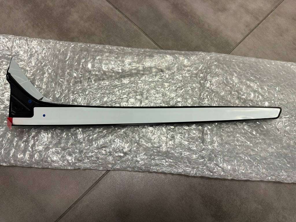 фото №10, Skoda karoq nu спойлер задній правий 57a827932041 лівий 57a827931041