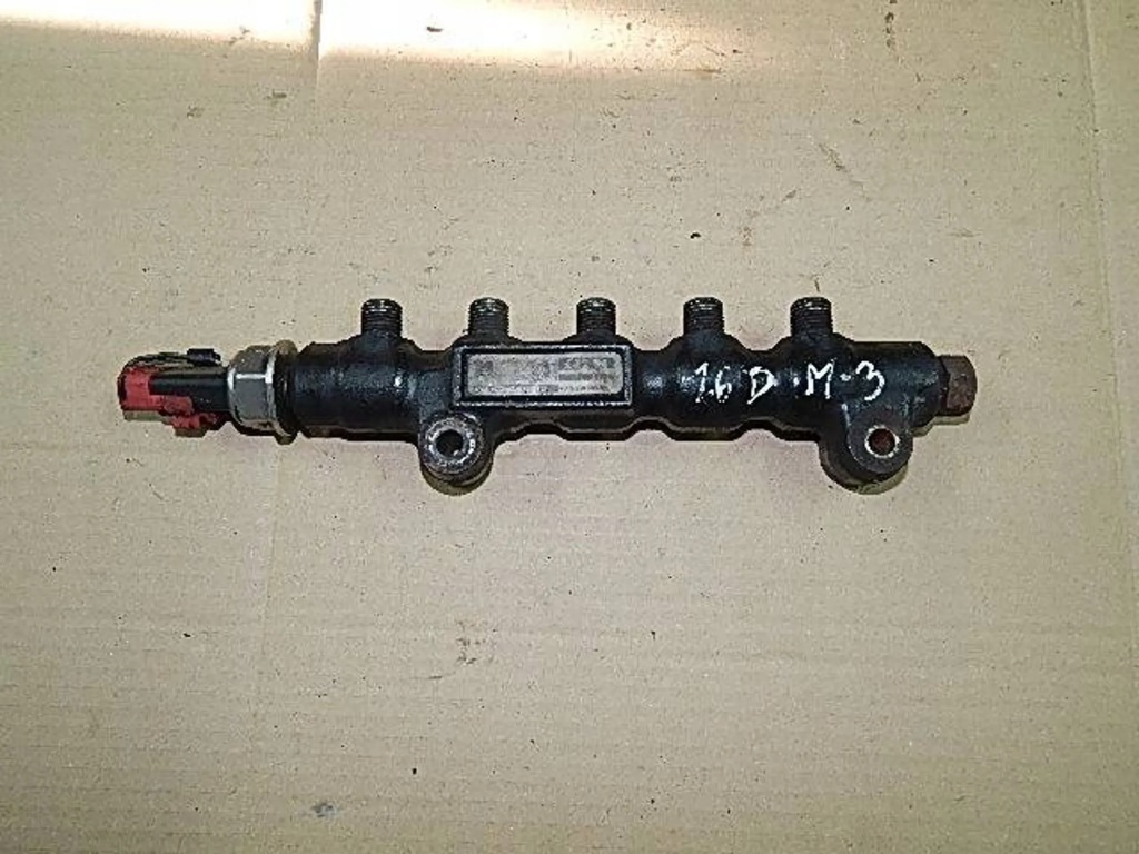 фото №1, Молдинг упорскування mazda 3 bk 1.6d 02-09