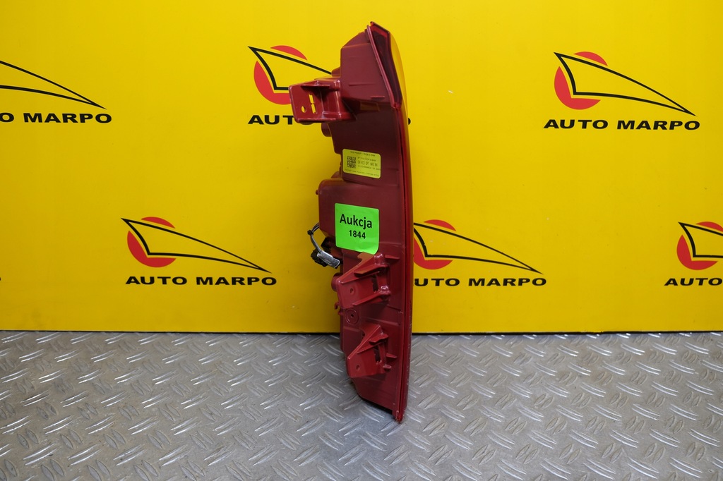 фото №9, Kia telluride 2020- лампа задня led права usa