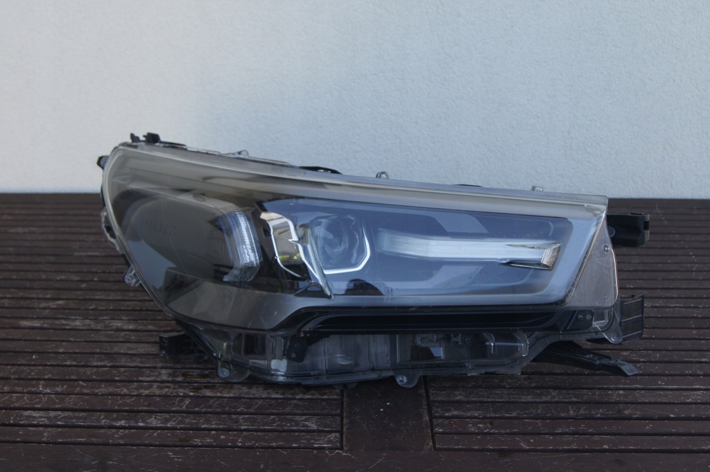фото №1, Full led toyota hilux viii 8 lift правая europa