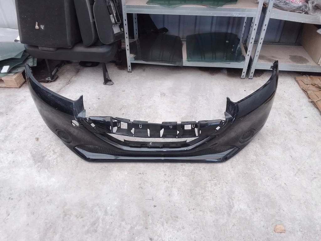 фото №1, Peugeot 208 i бампер перед