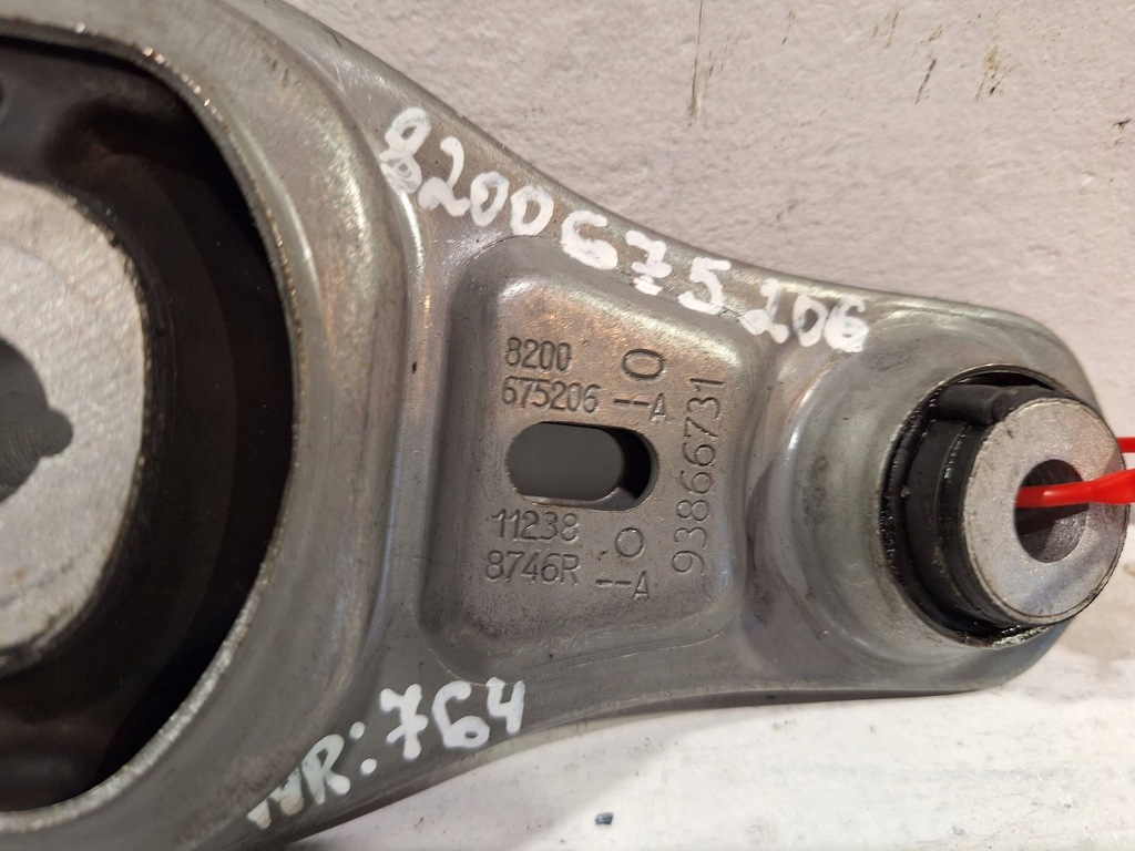 фото №3, Подушка двигуна 8200675206 renault trafic iv 2.0 dci 21-