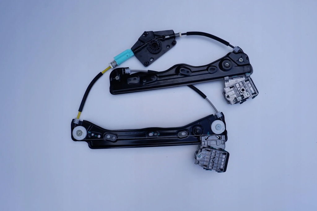 фото №1, Tesla y подъемник стекло правый задняя