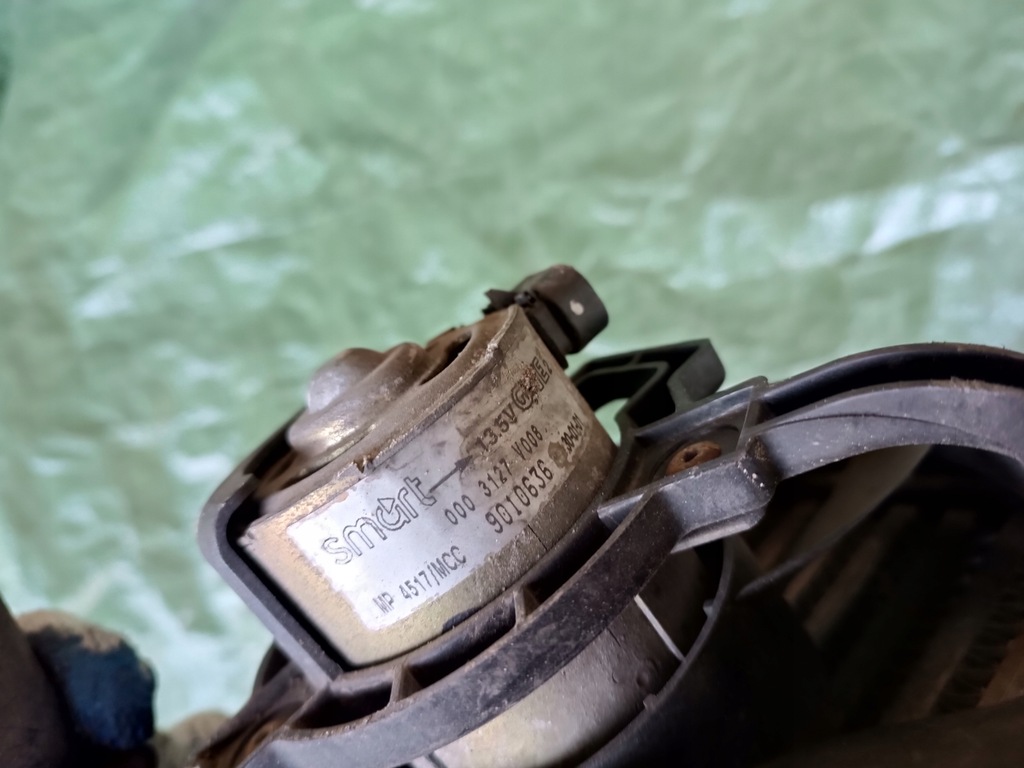 фото №15, Smart fortwo 450 i 0003127v008 радиатор интеркулер