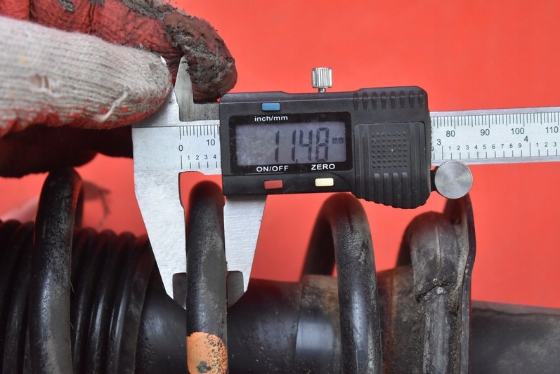 фото №8, Амортизатор левый задняя 20365al330 subaru outback 5 v 2.5 175 km 4x4 14-19