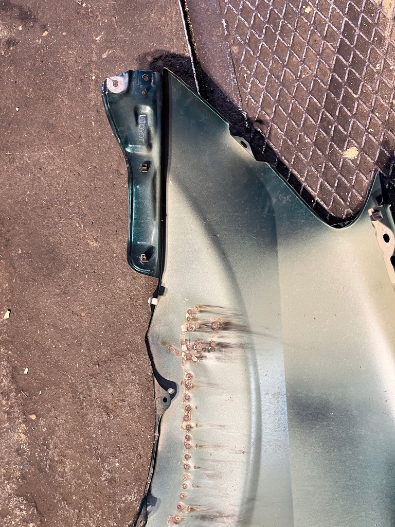 фото №9, 53 toyota corolla verso ii крила правий