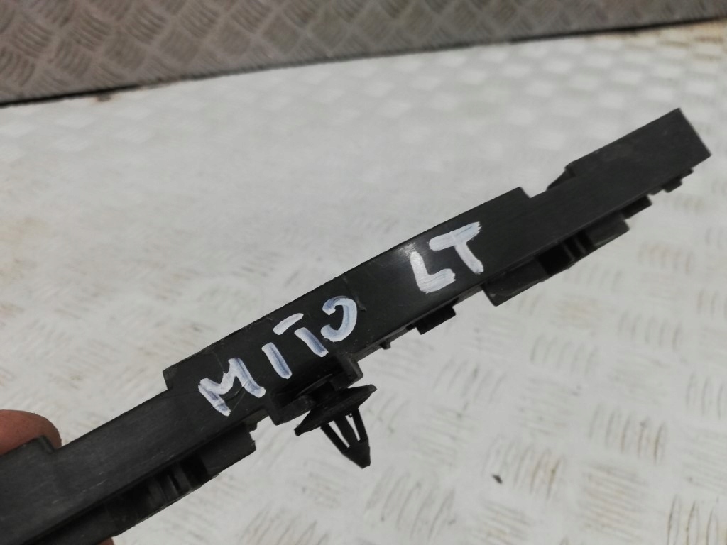 фото №4, Alfa romeo mito лівий напрямна бампера задня