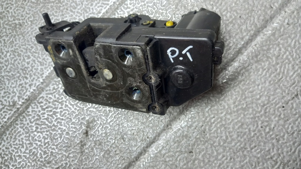 фото №1, Замок правий задня hyundai getz i 06r 5pin