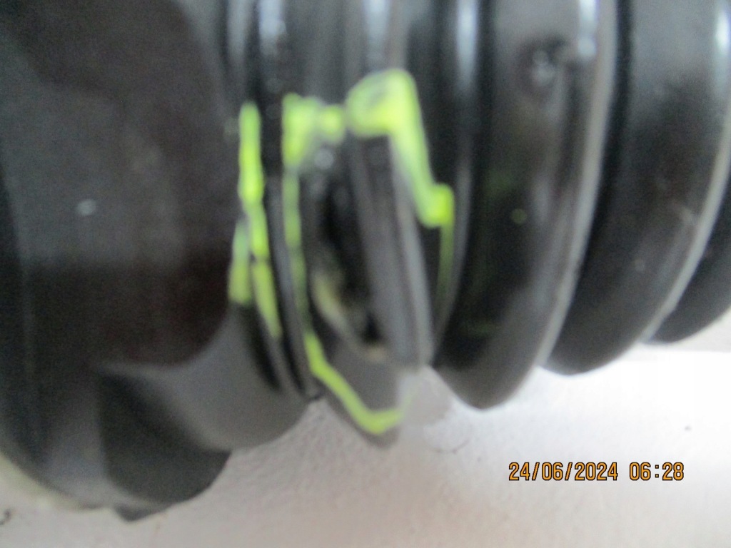 Приводной вал правый  citroen c5 aircross 1,5d 9811176480 Оригинал