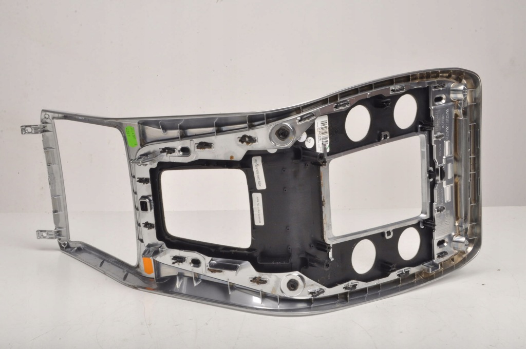 фото №5, Volvo v70 iii рамка панель обдув радіо 31291378