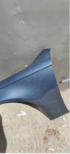 Крыло  левое  перед audi a4 b8 рестайлинг  lz7h легкий defekt nr 200c Цена