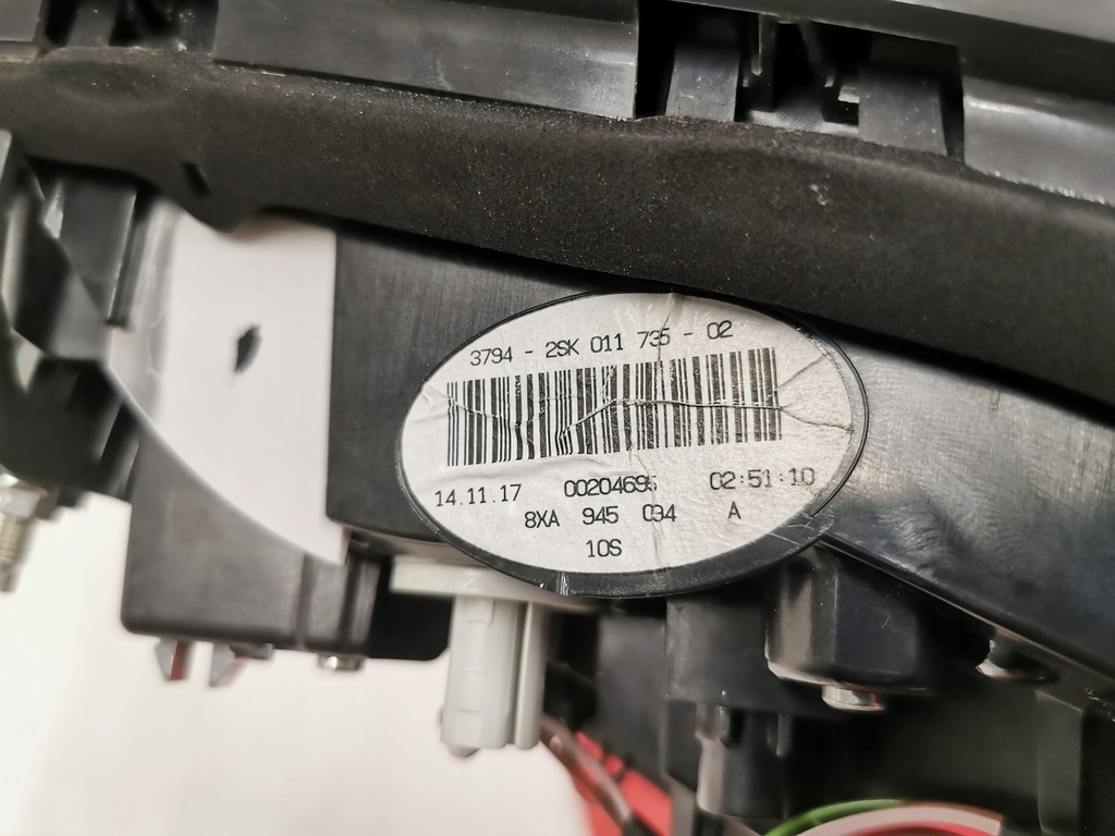 фото №9, Audi a1 8x 8xa lift 14- лампа задняя задняя led правая b.ładna 8xa945094a