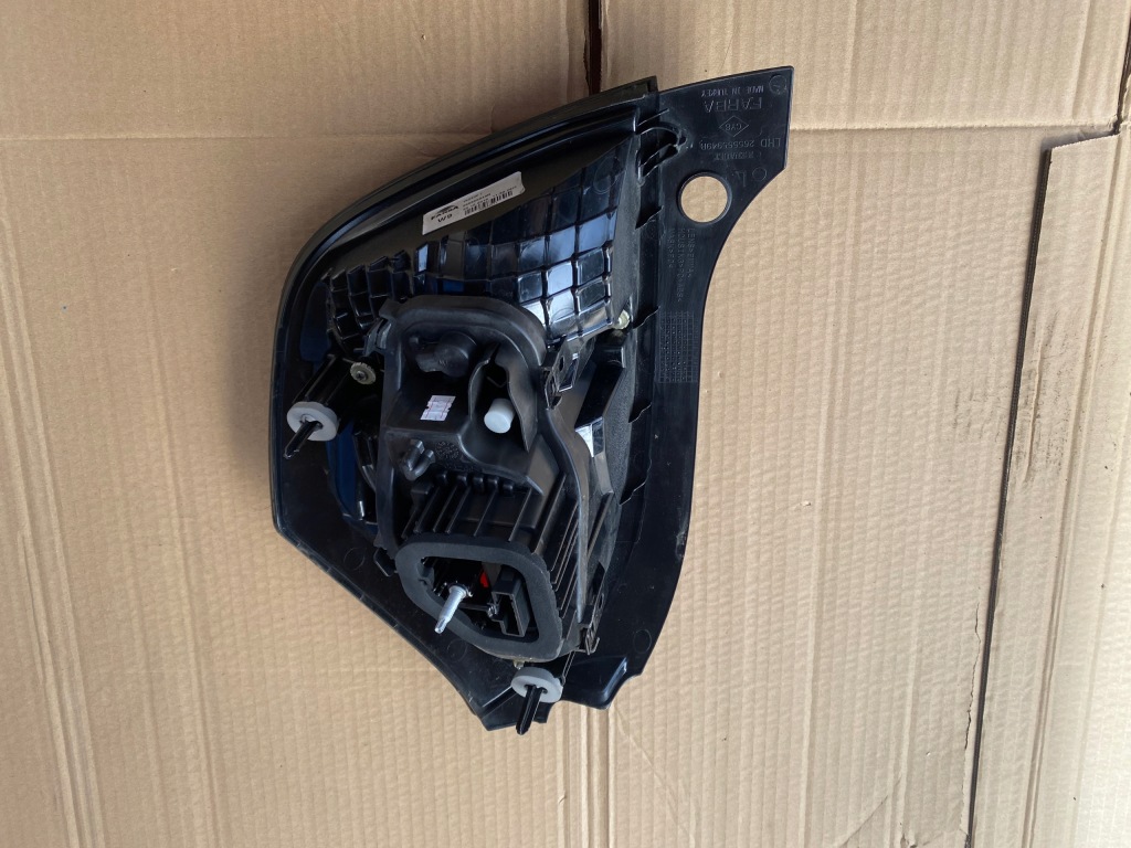 фото №3, Лампа задня ліва renault twingo iii 3 265555949r