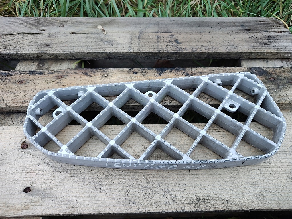 фото №1, Підніжка лівий верхній scania r