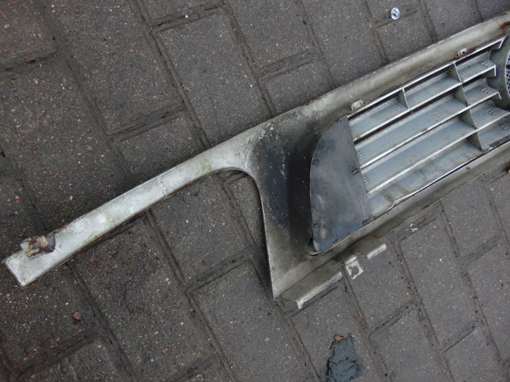 фото №16, Решітка радіатора решітка радіатора mercedes vito w638 europa