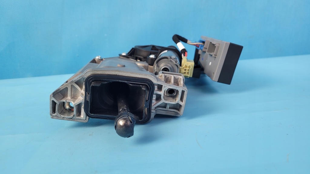 фото №6, Mercedes w206 c200 22r привод доводчик модуль крышки a0999064703 a2069000516