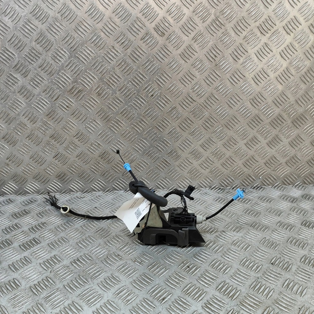 фото №1, Land rover range rover velar 2018 правая сторона замок дверь задних