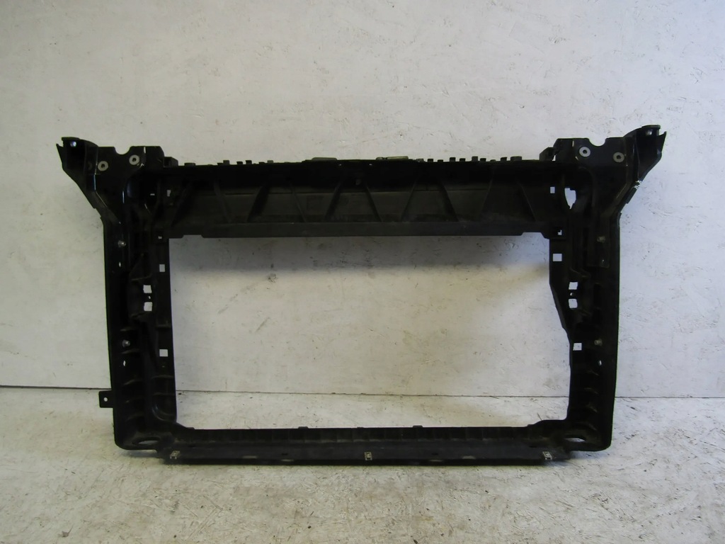 фото №1, Vw polo vi pas передний 17r--