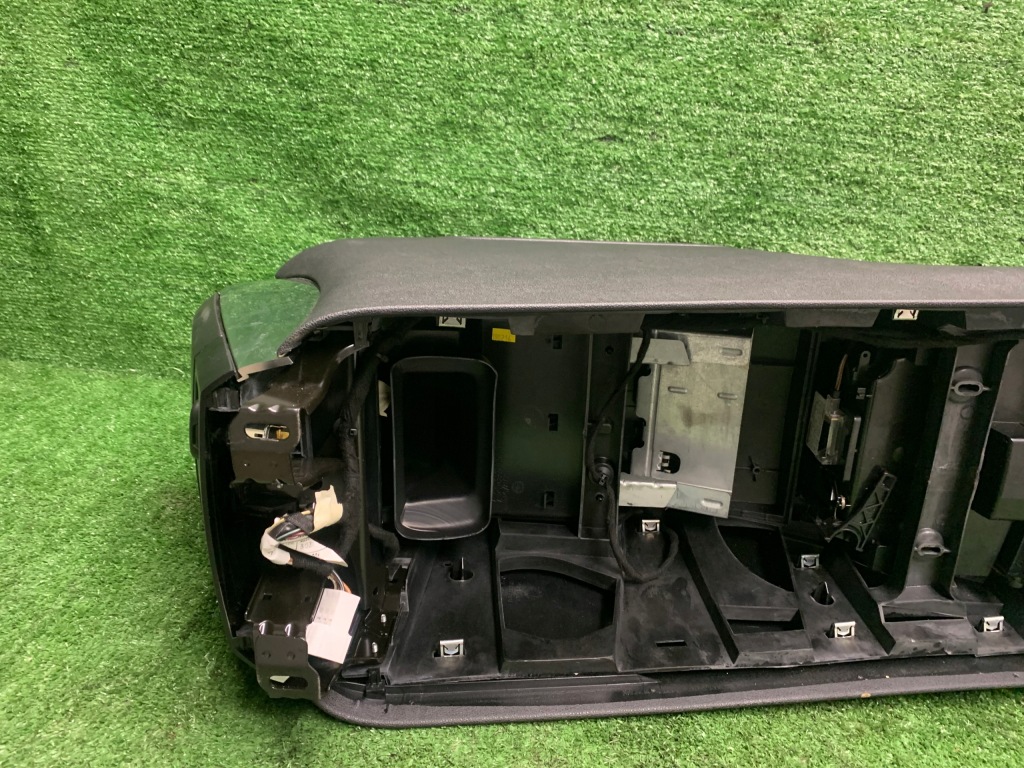 Mercedes w251 подлокотник туннель бардачок средний r-klasa в Украине