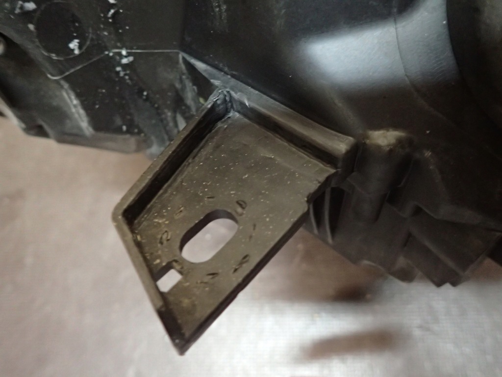 фото №4, Лампа перед права renault captur 260102734r