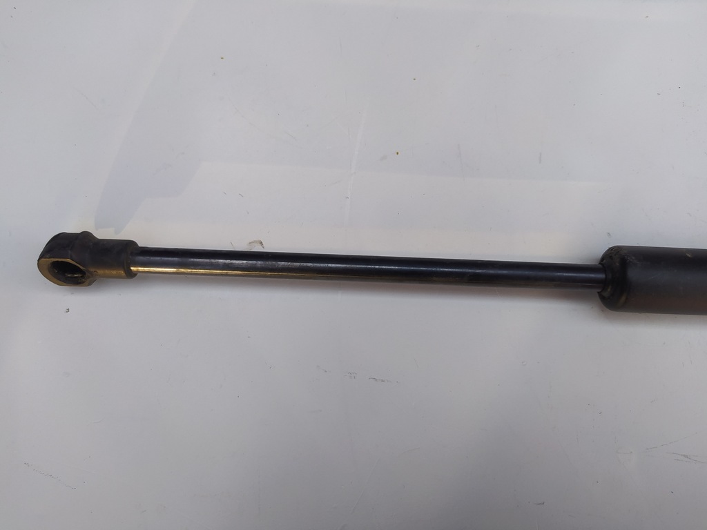 фото №6, Привід амортизатор кришки - toyota auris ii 2