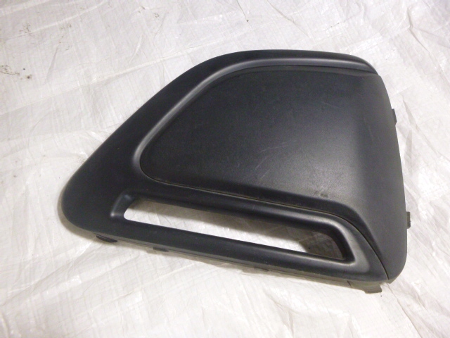 фото №1, Решётка радиатора w бампере заглушка перед peugeot 108 2014-