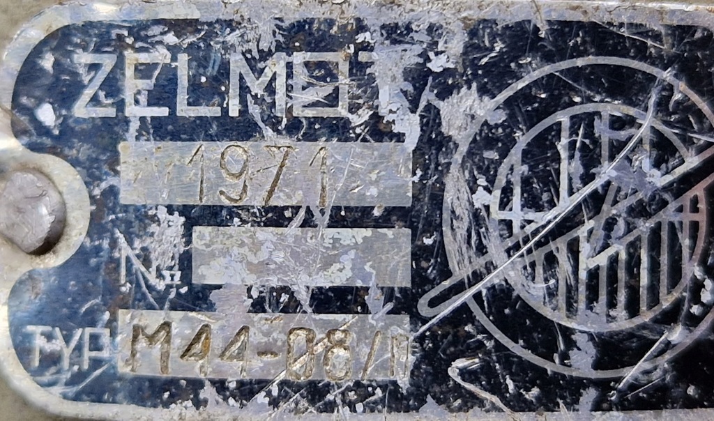 фото №5, Gaz 69 warszawa żuk корпус апарата запалювання