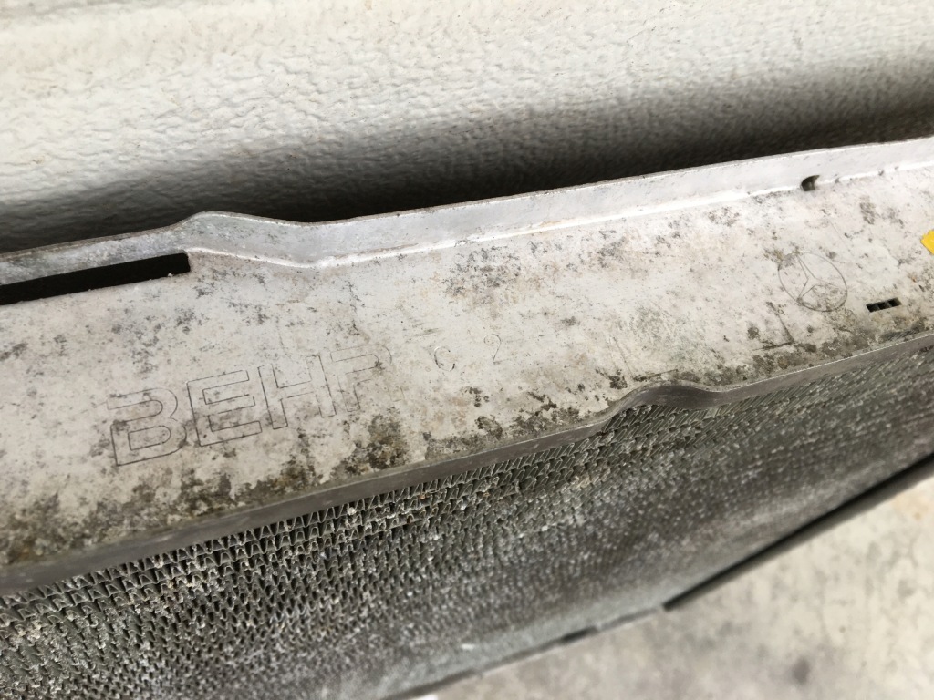 Радіатор води mercedes w124 e280 e320 300e-24v m104 260e 300e m103 з кондиціонер в Україні