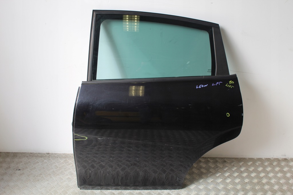 фото №1, Дверь левый задняя задние leon ii 1p lift