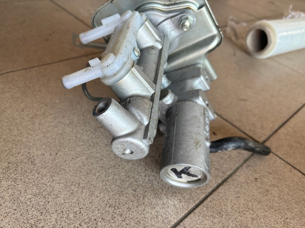 фото №3, Lexus rx iv 450h насос тормозная 138010-10640