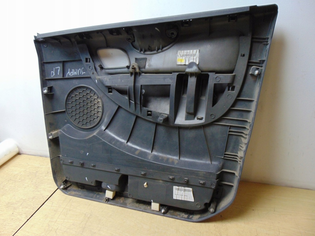 фото №14, Обивка обшивка дверь левый перед jumpy expert 07-