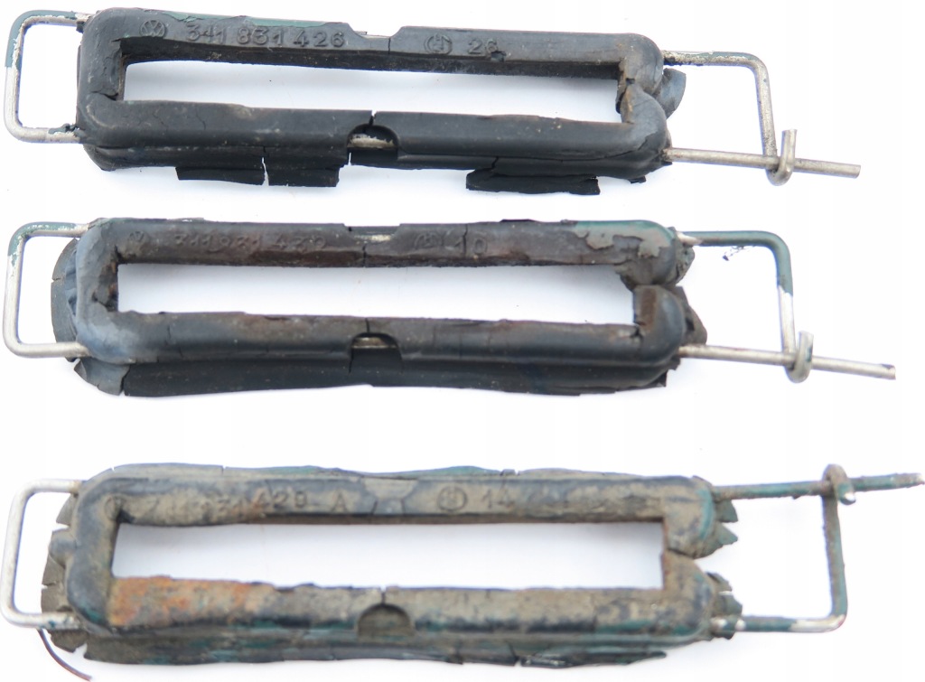 Купити Ущільнювачі петлі двері перед vw 1500 311 typ 3 2d седан