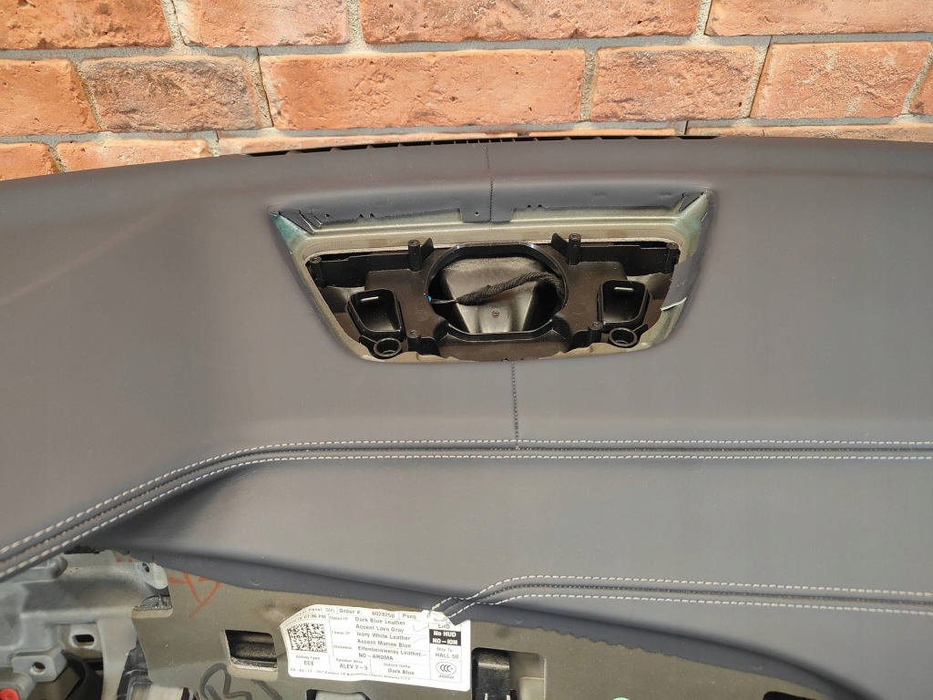 фото №6, Bmw x5 g05 x7 g07 приборная панель приборная панель  кожа elfenbein weiss dark blue