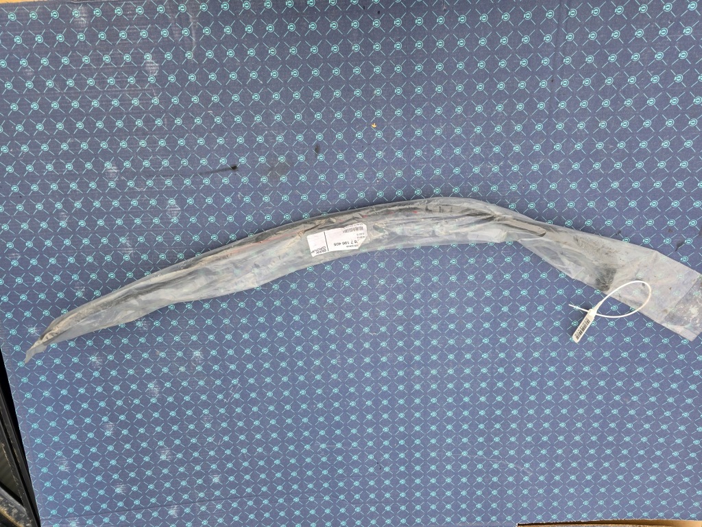 фото №1, Прокладка защита дверь левый задняя bmw 5 gt f07 7196405 nowa