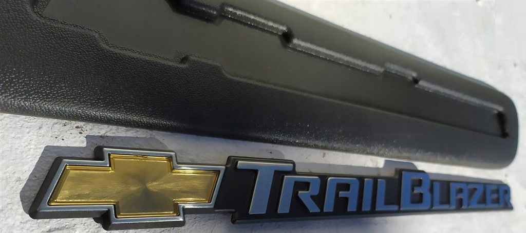 фото №6, Молдинг дверь правая chevrolet trailblazer usa 2004