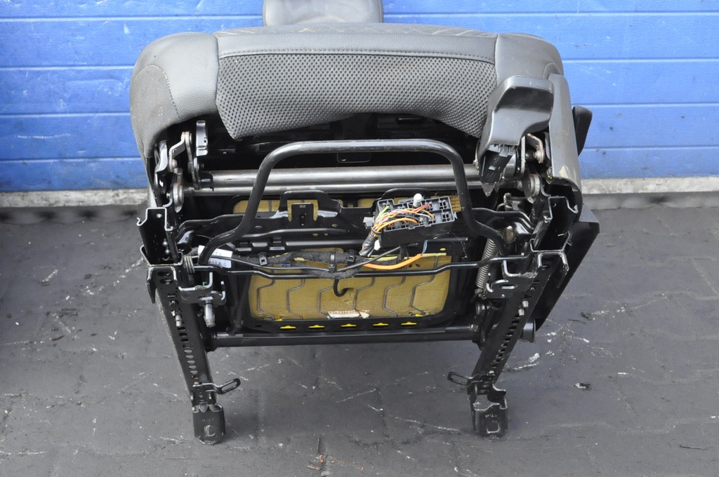 фото №12, Volvo s40 ii v50 сиденье водителя кожа