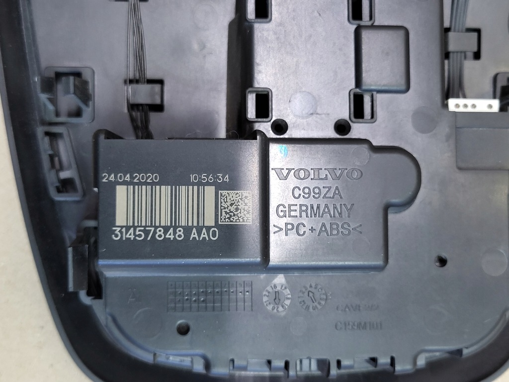 фото №7, Лампа стельовий перед освітлення салону кнопка sos volvo xc40 оригінальний номер