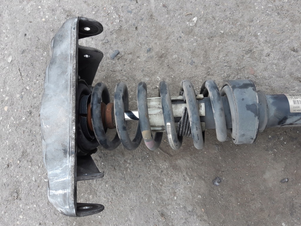 фото №7, Audi q7 4l 4.2 fsi амортизатор левый перед 7l8412021at